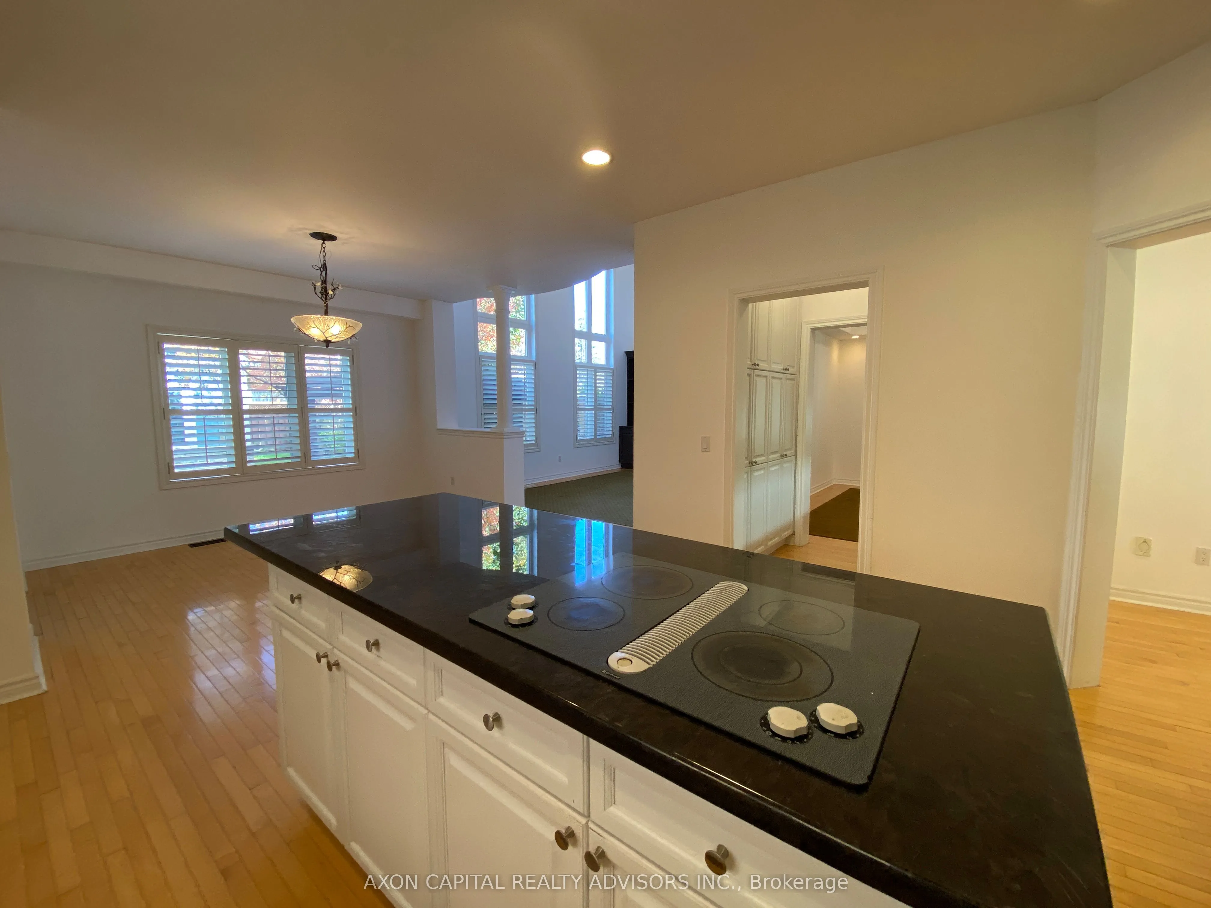 6 Angus Glen Boulevard, ON L6C 1Z1