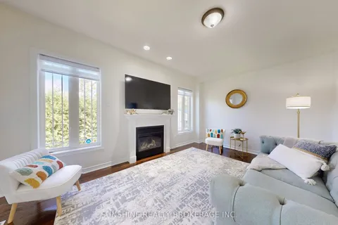 18 Pegasus Drive, ON L4E 4R2