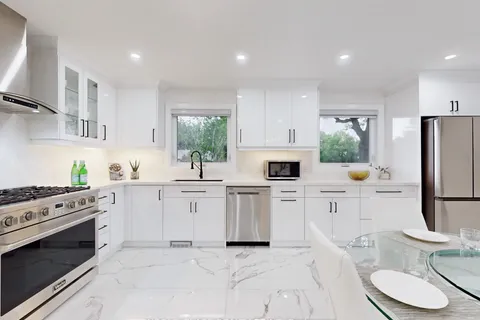 60 Kleins Ridge Road, ON L0J 1C0