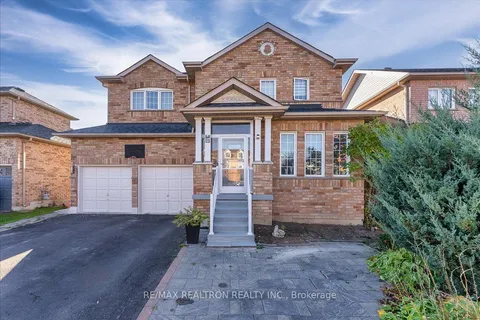 129 Flagstone Way, ON L3X 2Z8