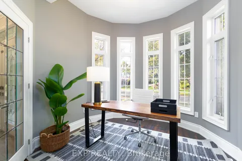 85 Willis Drive, ON L4G 5N8