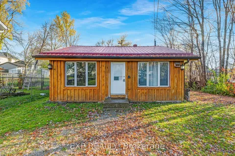 229 Elm Avenue, ON L4P 2V2