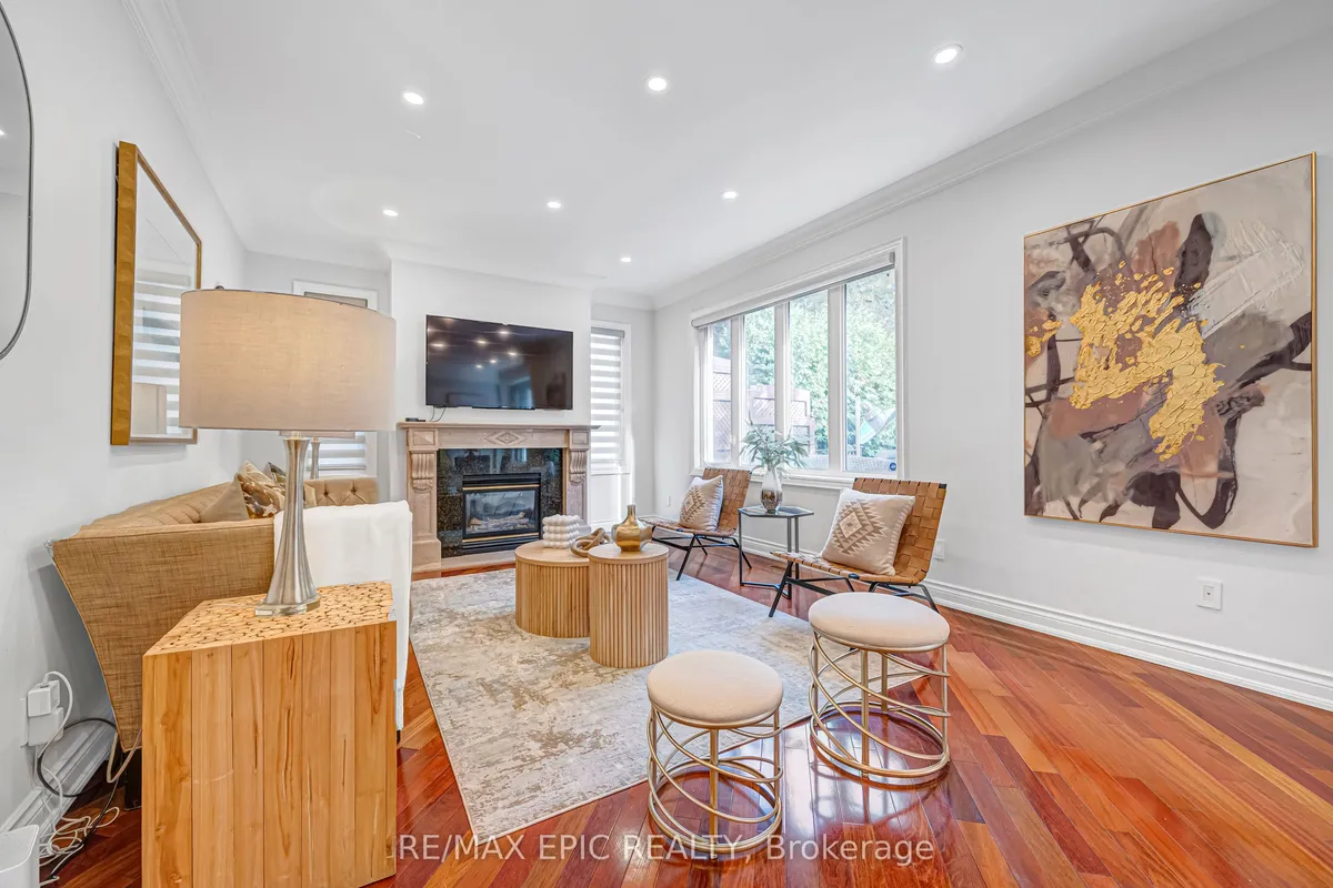 115 Thornhill Woods Drive, ON L4J 8R5