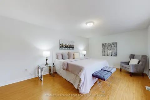 18 Fountain Court, ON L4S 2K4