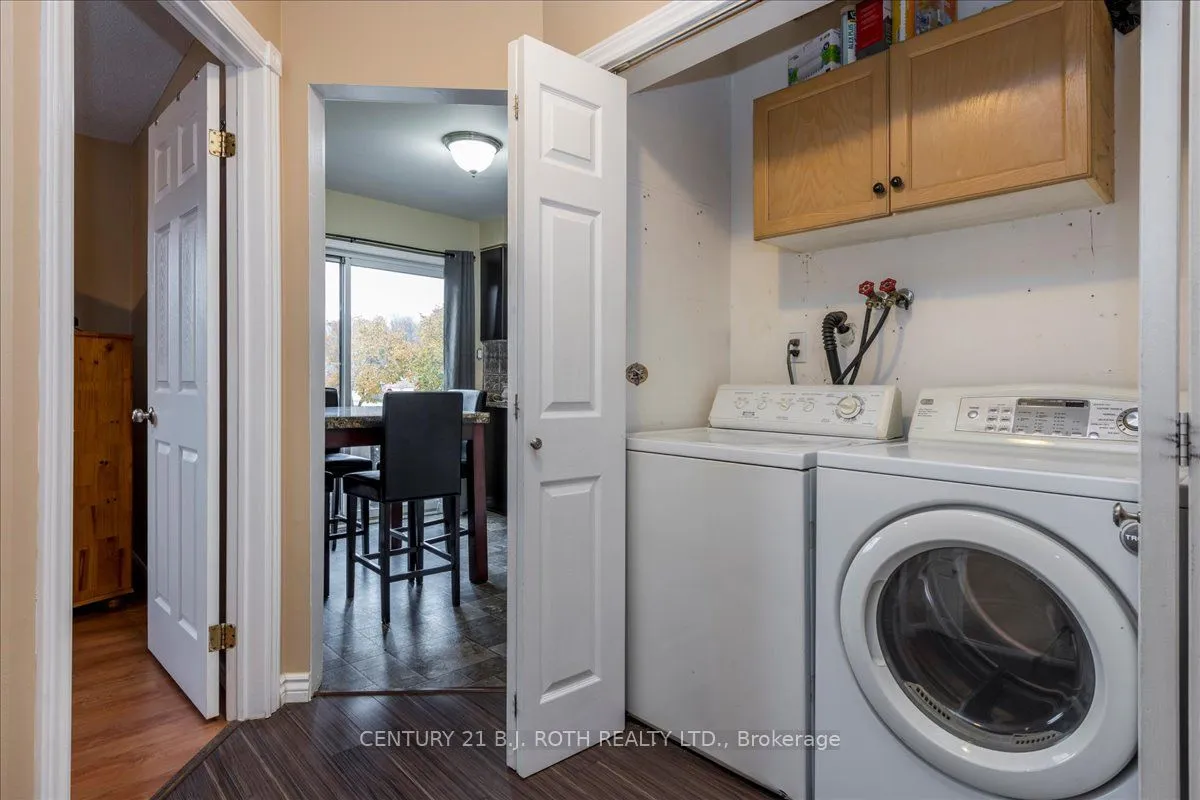 1082 KENSINGTON Street, ON L9S 1V1