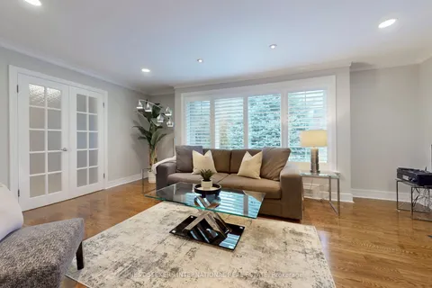 31 Mark Street, ON L4G 1L4