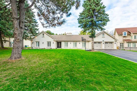 33 Carolwood Crescent, ON L1Z 0A4