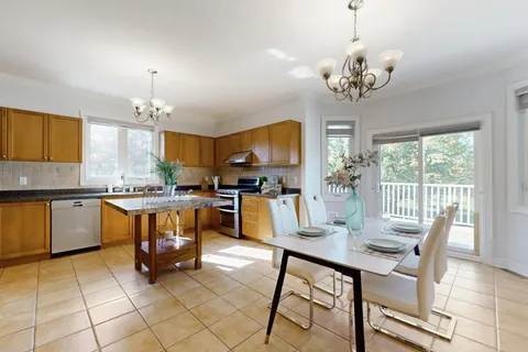 4 Deer Ridge Road, ON L0C 1A0