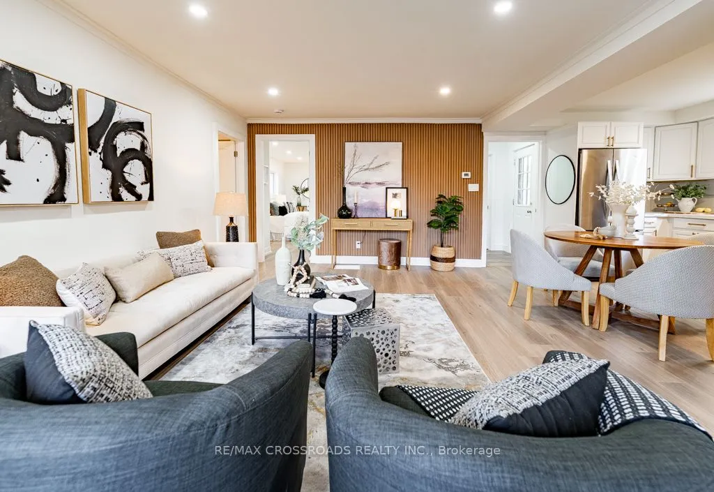 267 Pine Beach Drive, ON L4P 2V7