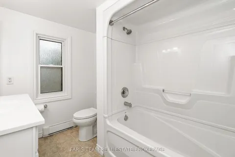 648 10th Line, ON L9S 3N7