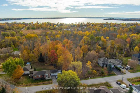 909B Willow Street, ON L0L 1C0