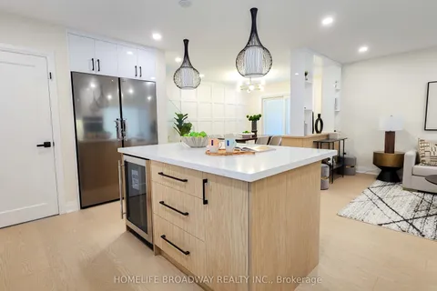 23 Southdale Drive, ON L3P 1J6