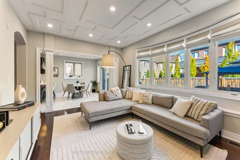 39 Rivoli Drive, ON L4H 3X2