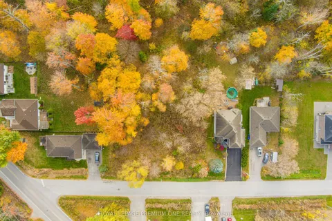 909C Willow Street, ON L0L 1C0