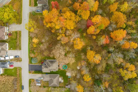 909C Willow Street, ON L0L 1C0