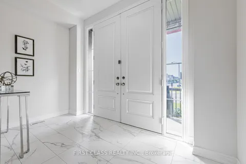 38 Hewison Avenue, ON L4S 0J1