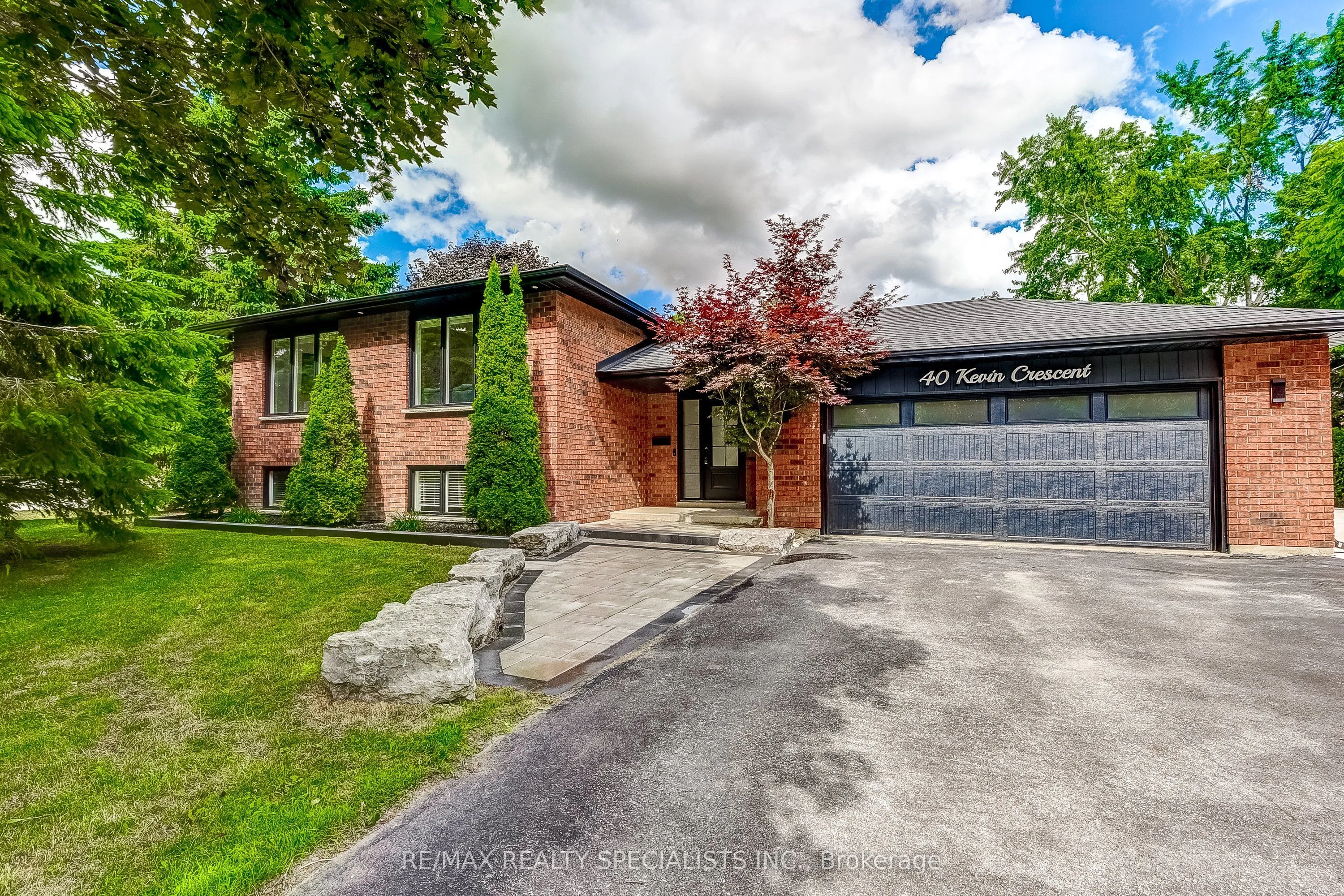 40 Kevin Crescent, ON L0L 2N0