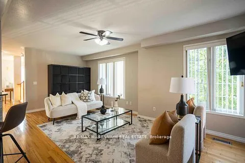 142 Millcliff Circle, ON L4G 7N8