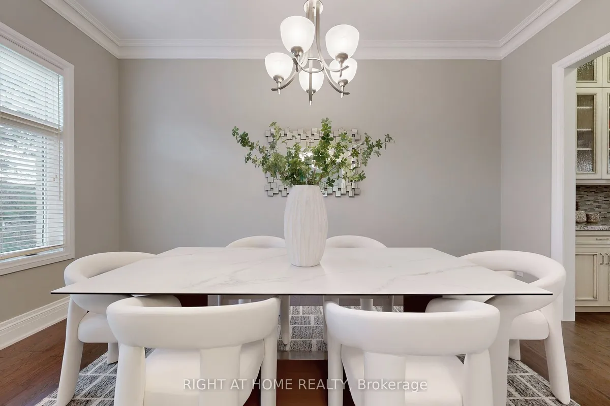 53 Rockwell Road, ON L4B 1A9