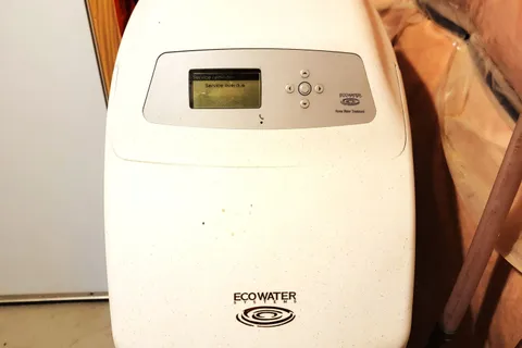 578 Reeves Way Boulevard, ON L4A 0T3