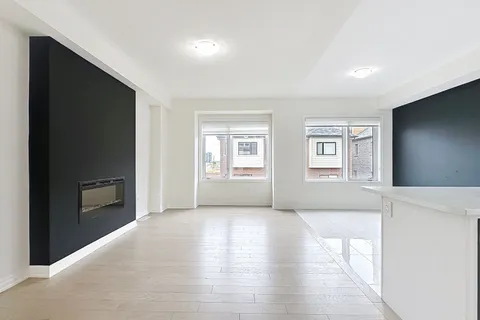 209 Vantage Loop, ON L3X 0L4