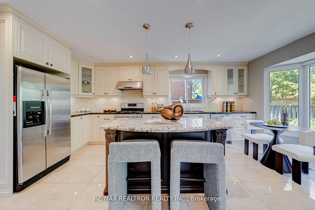 261 Hollingham Road, ON L3R 8J7