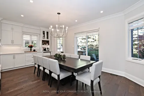 313 Willis Drive, ON L4G 7M3