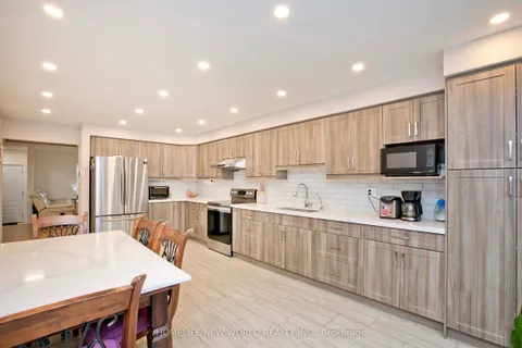 293 Mingay Avenue, ON L6E 1T5