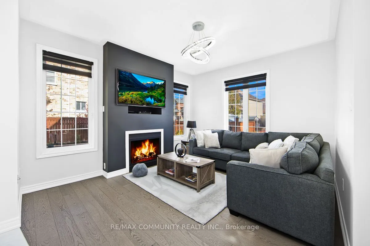 37 Mantle Avenue, ON L4A 0M7