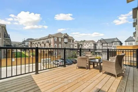 6D Parker Avenue, ON L4E 1H3