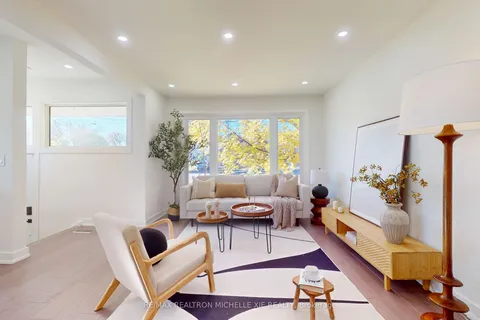 77 Marlin Court, ON L3Y 2W7