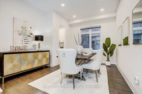 14 Botelho Circle, ON L4G 3X3