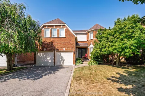 207 Larkin Avenue, ON L3P 4Y7