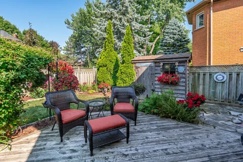 207 Larkin Avenue, ON L3P 4Y7