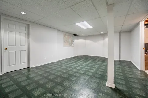 207 Larkin Avenue, ON L3P 4Y7