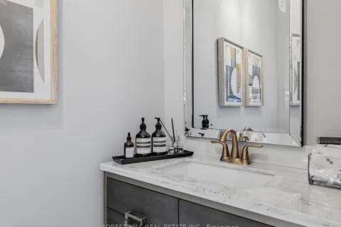 134 Royal Palm Drive, ON L4J 8K1