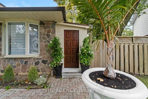 178 Millpond Court, ON L4C 4W5