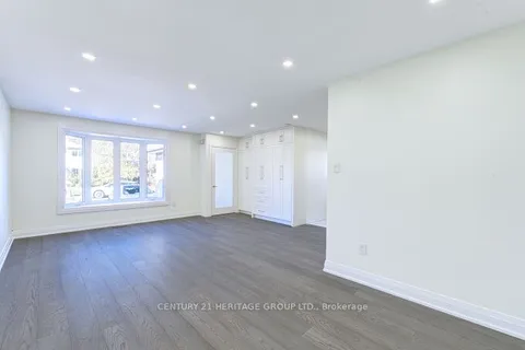 187 Currey Crescent, ON L3Y 5M7