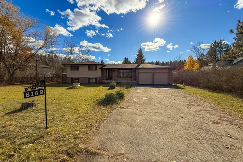 8169 Main Street, ON L0M 1M0