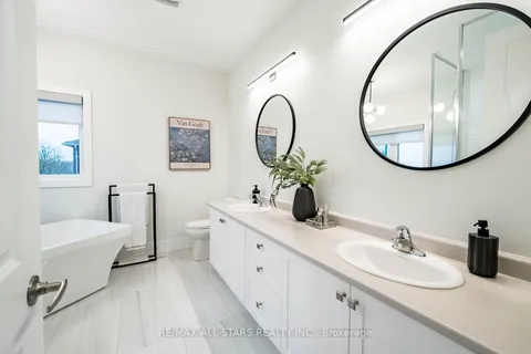 76 Boundary Boulevard, ON L4A 4W2