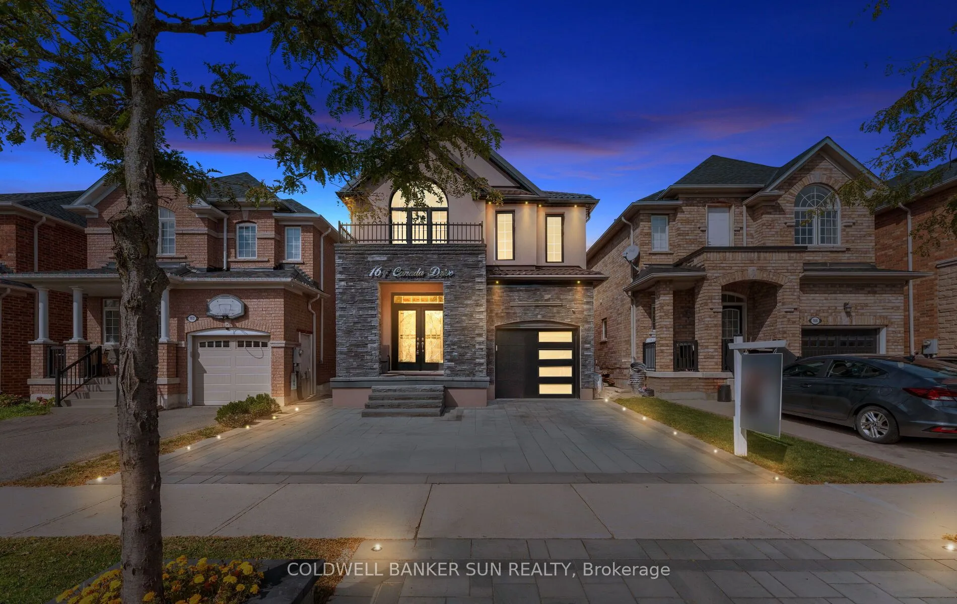 164 Canada Drive, ON L4K 0K1