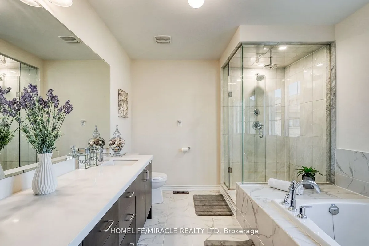 359 Danny Wheeler Boulevard, ON L4P 0K2