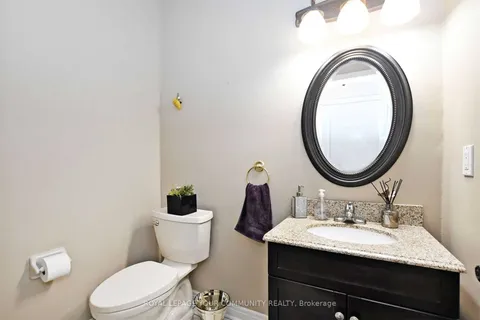 106 SNOWY MEADOW AVE Avenue, ON L4E 3X8