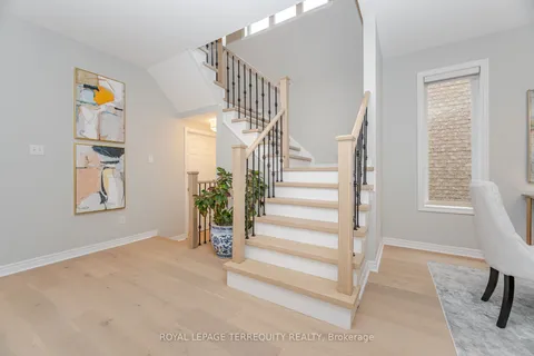 43 Black Walnut Drive, ON L3S 4B9