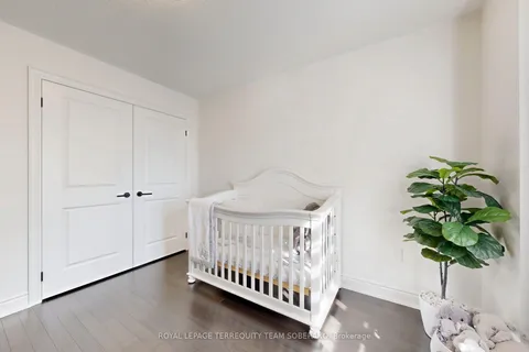 10 Hydrangea Hollow, ON L9N 0T3