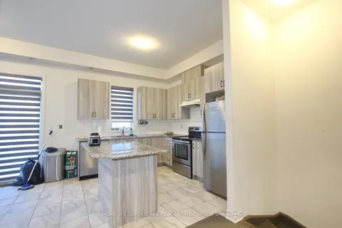 72 Wascana Road, ON L4H 5G9