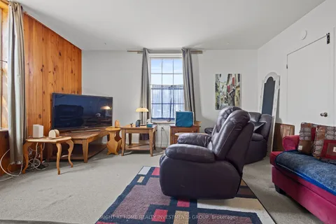 6745 Main Street, ON L4A 6B5