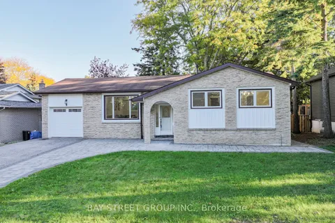 4 Sir Brandiles Place, ON L3P 2Z5