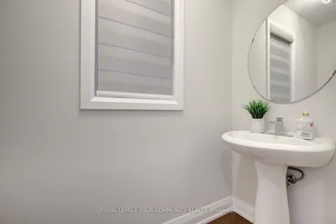 4 Alex Black Street, ON L6A 0V5