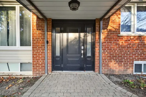 67 Monkswood Crescent, ON L3Y 2J9